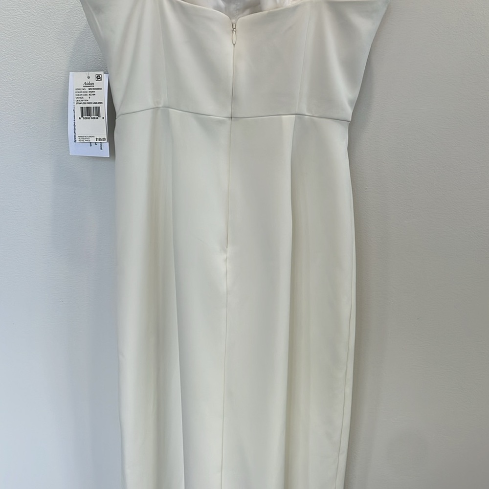 NWT Aidan Mattox cream strapless crepe wedding feminine formal dress. Size 0 - Picture 10 of 12